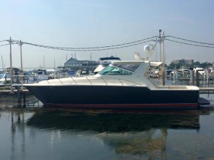 2016 Award of Excellence - Power Boats - Soft Enclosures (41’ Tiara)